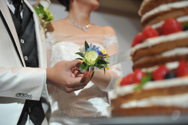 新潟県燕三条市　長岡市　結婚式　ウェディングケーキ　演出　ケーキカット　パーティー