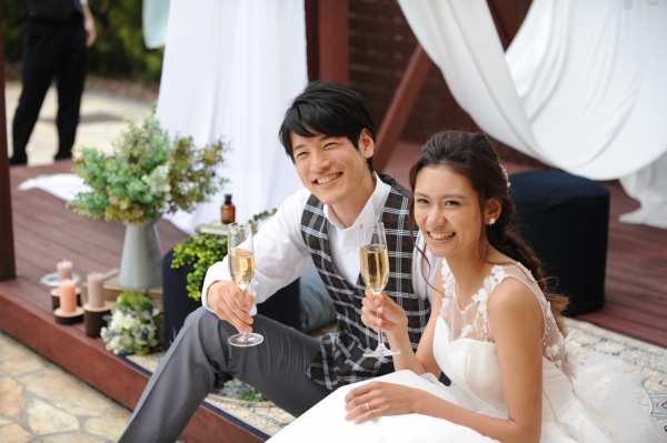 新潟県燕三条市　結婚式場　乾杯　乾杯酒　パーティー