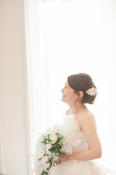 新潟市　三条市　燕市　長岡市　結婚式場　前撮り　写真　ウェディングフォト　ドレス