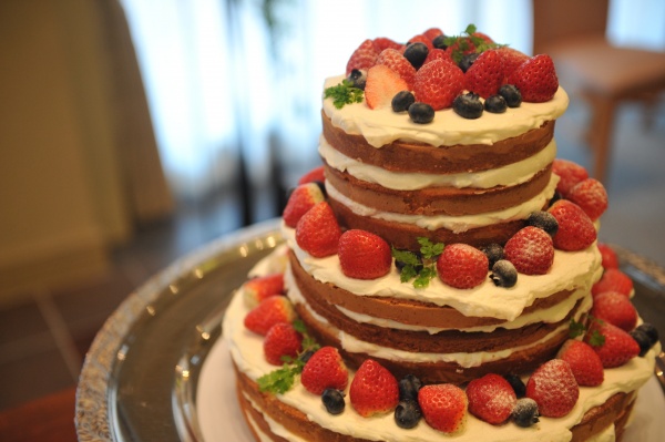 新潟県三条市　長岡市　燕市　結婚式場　ウェディングケーキ　おもてなし