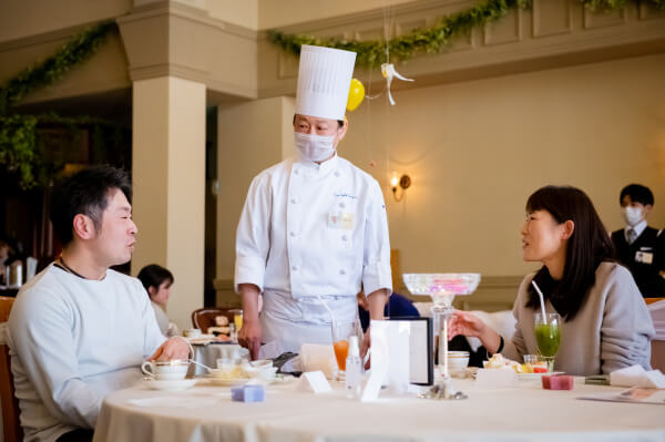 新潟県三条市　新潟市　長岡市　結婚式場　プレパーティ　試食会　新郎新婦　シェフ　スタッフ　演出体験