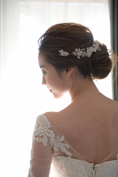 新潟県三条市　新潟市　長岡市　結婚式場　チャペル式　バージンロード　　ウエディングドレス