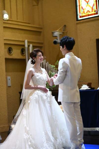 新潟県三条市燕市　見附市　長岡市　結婚式場　美花嫁　指輪の交換　綺麗な付け方