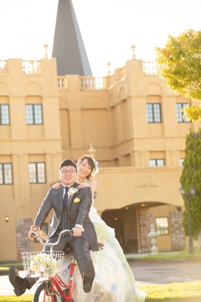新潟県三条市　長岡市　新潟市　結婚式場　前撮り　フォト　二人乗り自転車　