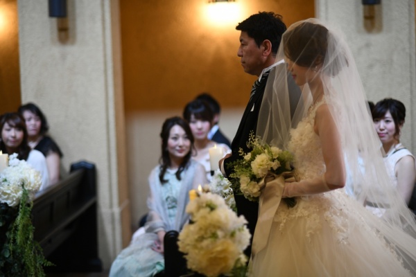 新潟県　三条市　燕市　長岡市　見附市　結婚式場　バージンロード　由来　エスコート