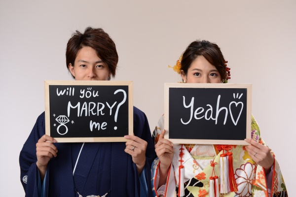 【結婚が決まったら初めにすることは？】不安解消もまとめて結婚式のプロに聞こう！