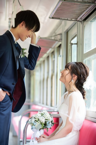 新潟県三条市　結婚式場　長岡市　新潟市　前撮り　フォトウェディング　出張　電車