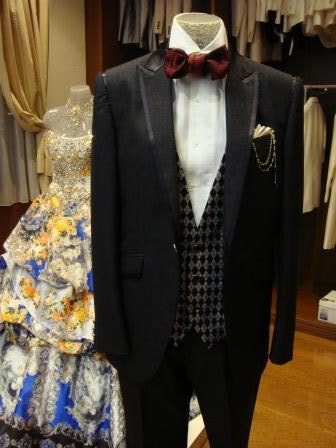 新潟県三条市　長岡市　新潟市　結婚式場　ネクタイ　タキシード　新郎