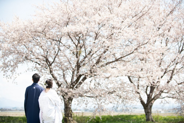 新潟県三条市　長岡市　新潟市　結婚式場　ウェディングフォト　前撮り 出張　紅葉　打掛　和装　　縁起もの