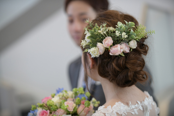 新潟県三条市　新潟市　長岡市　結婚式場　花嫁さま　　結婚式　　ドレス和装　ヘア小物　ヘアアレンジ