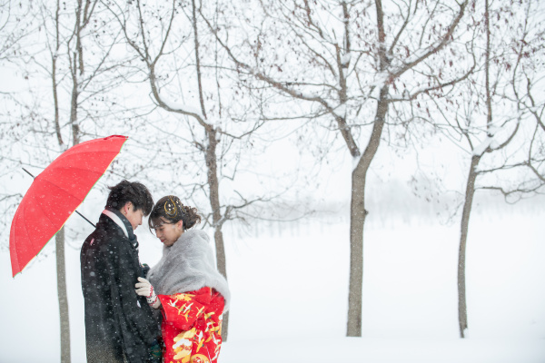 新潟県三条市　長岡市　新潟市　結婚式場　ウェディング　フォト　雪　冬　撮影　前撮り　