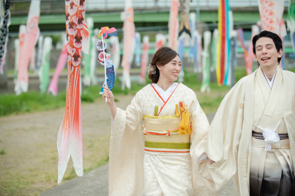 新潟県三条市　長岡市　新潟市　結婚式場　前撮影　ウェディングフォト　鯉のぼり　加茂川　打掛け　和装　出張