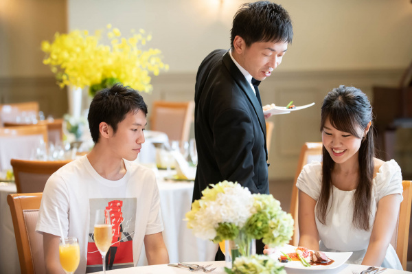 新潟県三条市　長岡市　新潟市　結婚式場　ヘアアレンジ　写真　卒花嫁　アクセサリー　前撮り　花嫁ショット　ブライダルフェア