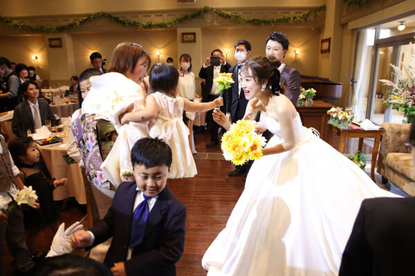 新潟県三条市　長岡市　新潟市　結婚式場　ウェディングドレス　カラードレス　パーティーレポート　パパママキッズ婚