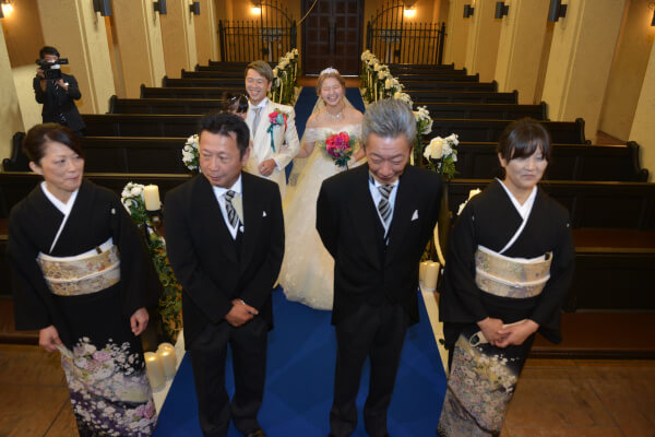 新潟県三条市　長岡市　新潟市　結婚式場　ウェディングパーティー ウェディングドレス　カラードレス　パパママキッズ婚　家族婚