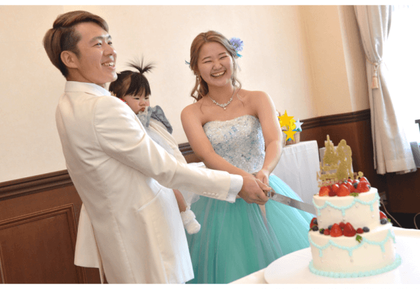 新潟県三条市　長岡市　新潟市　結婚式場　ウェディングパーティー ウェディングドレス　カラードレス　パパママキッズ婚　家族婚