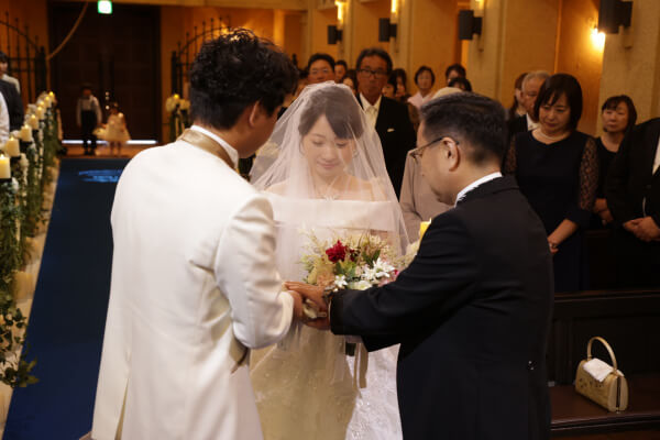 新潟県三条市　長岡市　　新潟市　結婚式場　ウェディングパーティー　ウェディングドレス　カラードレス　モルック