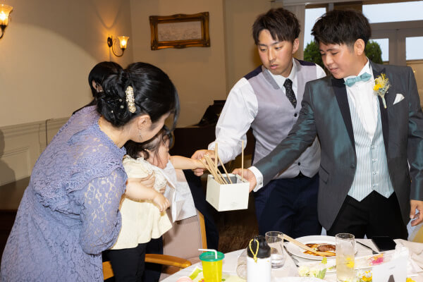 新潟県三条市　長岡市　新潟市　結婚式場　前撮り　フォト撮影　前撮影　ウェディングパーティー ウェディングドレス　カラードレス