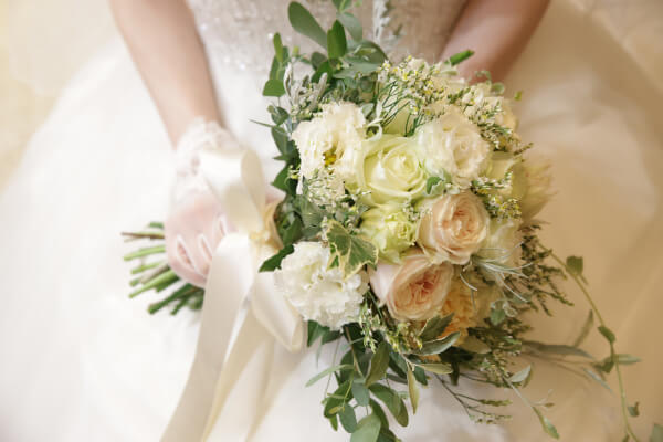 新潟県三条市　結婚式　見附市　長岡市　ブーケ　ウェディングドレス　カラードレス　生花