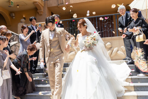 新潟県三条市　長岡市　新潟市　結婚式場　パパママキッズ婚　前撮り　フォト撮影　前撮影　ウェディングパーティー　 ウェディングドレス　チャペル挙式　カラードレス