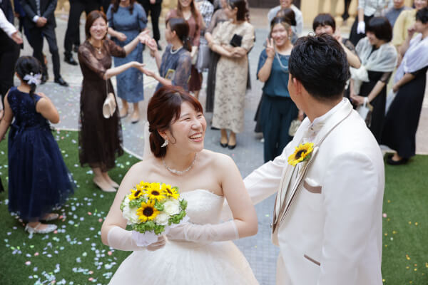 新潟県三条市　長岡市　新潟市　結婚式場　パパママキッズ婚　前撮り　フォト撮影　前撮影　ウェディングパーティー　 ウェディングドレス　チャペル挙式　カラードレス
