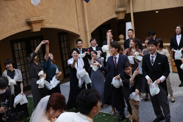 新潟県三条市　長岡市　新潟市　結婚式場　パパママキッズ婚　前撮り　フォト撮影　前撮影　ウェディングパーティー　 ウェディングドレス　チャペル挙式　カラードレス