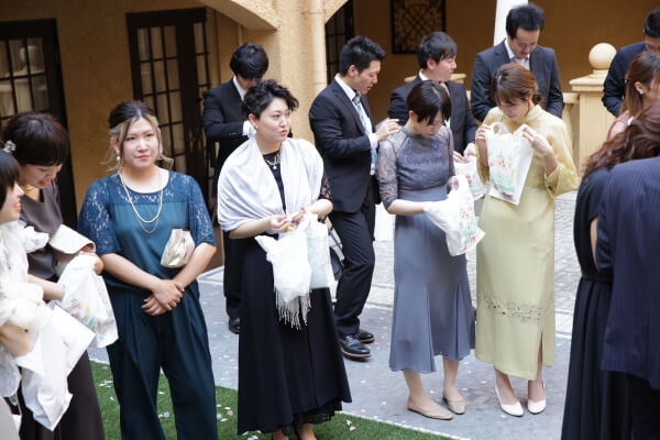 新潟県三条市　長岡市　新潟市　結婚式場　パパママキッズ婚　前撮り　フォト撮影　前撮影　ウェディングパーティー　 ウェディングドレス　チャペル挙式　カラードレス