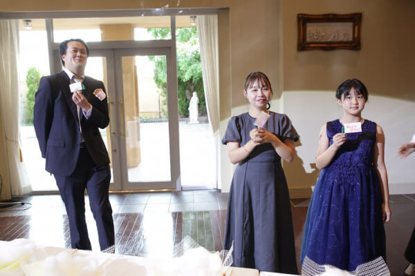 新潟県三条市　長岡市　新潟市　結婚式場　パパママキッズ婚　前撮り　フォト撮影　前撮影　ウェディングパーティー　 ウェディングドレス　チャペル挙式　カラードレス