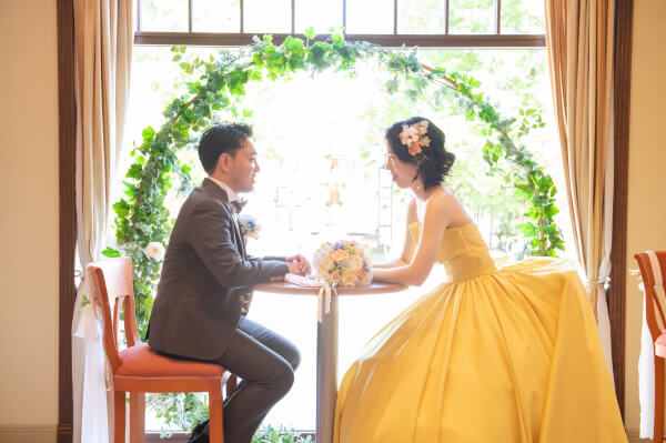 【ウェディングレポート】このショットを試してみて！結婚式の前撮りポーズ10選♥