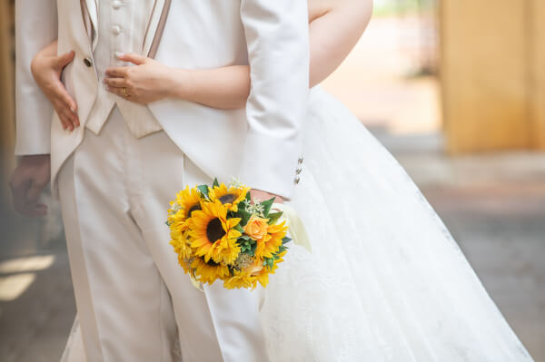 新潟県三条市　結婚式　見附市　長岡市　ブーケ　ウェディングドレス　カラードレス　生花