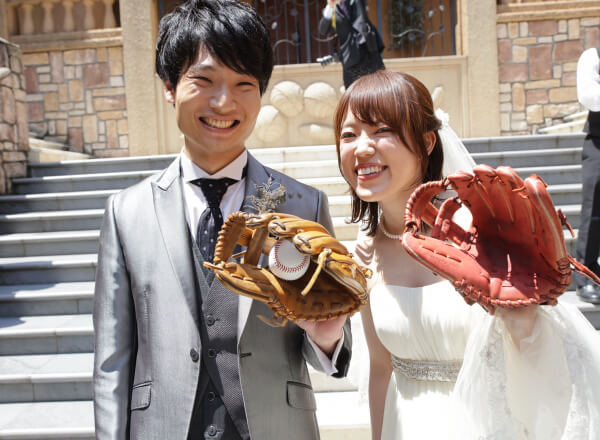 【パーティーレポート◆Q＆A】新郎新婦をワンフレーズで表すと？答えは＼基本「名コンビ！」／