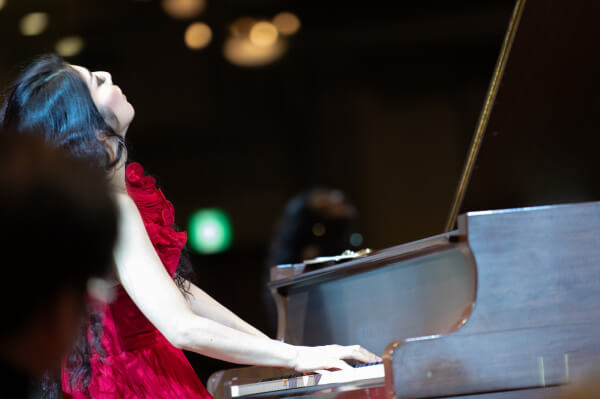 新潟県　結婚式　三条市　新潟市　見附市　JAZZ　ディナー　ピアノ奏者　世界的　masumi yamamoto 20周年　記念日　感謝祭