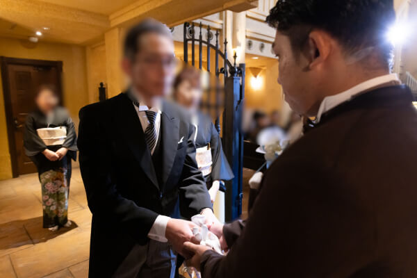 新潟県三条市　長岡市　新潟市　結婚式場　　ウェディングドレス　チャペル内人前式 感動　家族　親子