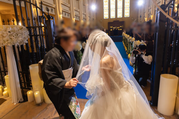 新潟県三条市　長岡市　新潟市　結婚式場　　ウェディングドレス　チャペル内人前式 感動　家族　親子