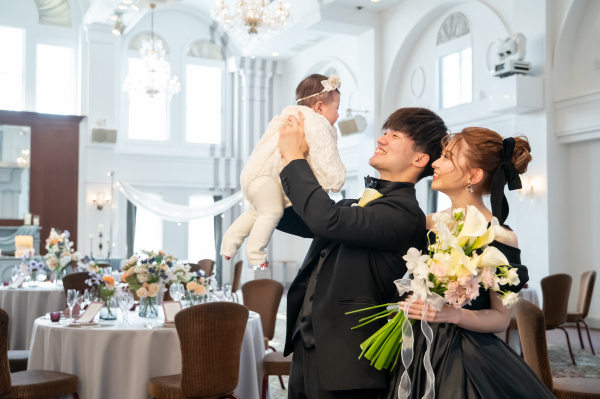 【パーティーレポート◆パパママキッズ婚】”ふたりらしさ”で泣き笑い最高潮！パーティー編