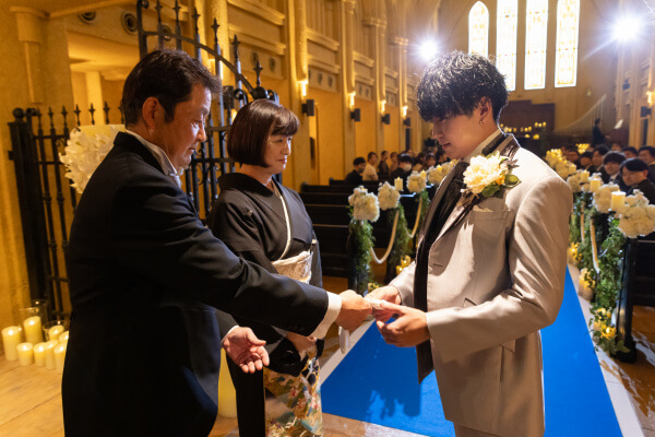 新潟県　三条市　見附市　長岡市　結婚式場　家族愛　タキシード