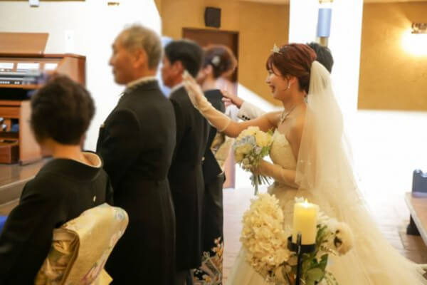 新潟県　三条市　見附市　長岡市　結婚式場　家族愛　ドレス　タキシード