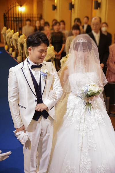 新潟県　三条市　見附市　長岡市　結婚式場　家族愛　ウエディングドレス　新郎新婦　
