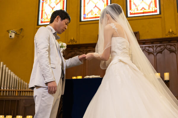 新潟県三条市　長岡市　新潟市　結婚式場　チャペル内人前式　ウェディングドレス　 前撮り　ジャケットセレモニー