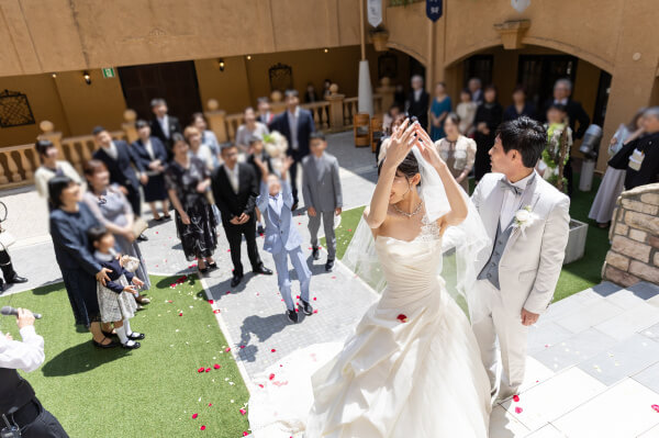新潟県三条市　長岡市　新潟市　結婚式場　チャペル内人前式　ウェディングドレス　 前撮り　ジャケットセレモニー