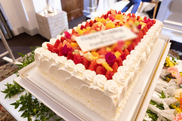 新潟県三条市　長岡市　新潟市　結婚式場　ウェディングパーティー　ウェディングドレス　 前撮り　カラードレス　ウェディングケーキ