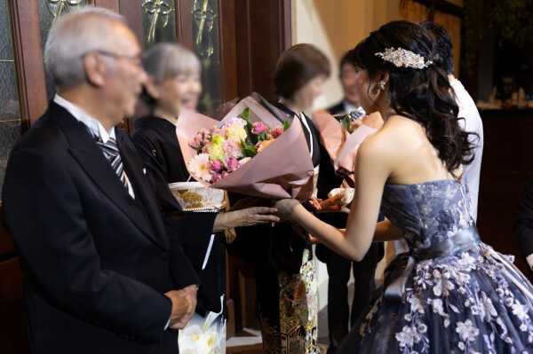 新潟県三条市　長岡市　新潟市　結婚式場　チャペル内人前式　ウェディングドレス　 前撮り　ジャケットセレモニー