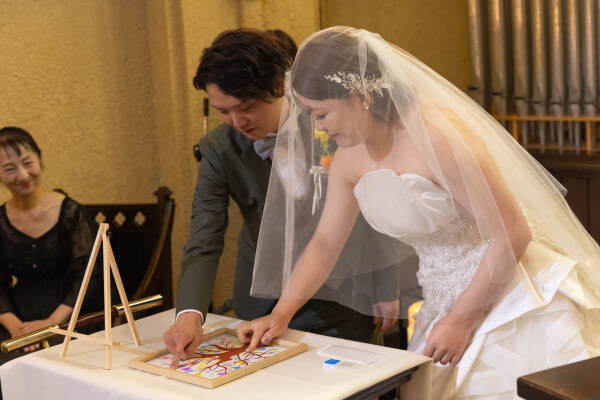 新潟県三条市　長岡市　新潟市　結婚式場　チャペル内人前式　ウェディングドレス　 前撮り　ジャケットセレモニー　ウェディングツリー証明書