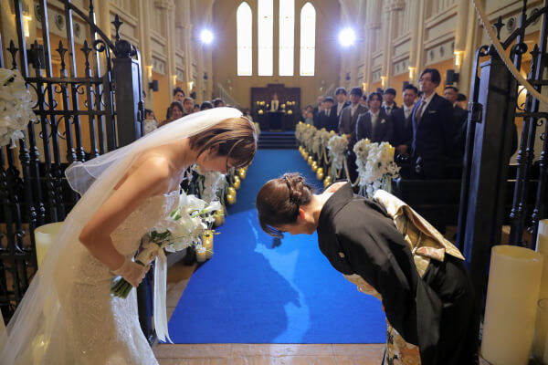 新潟県三条市　長岡市　新潟市　結婚式場　チャペル内人前式　ウェディングドレス