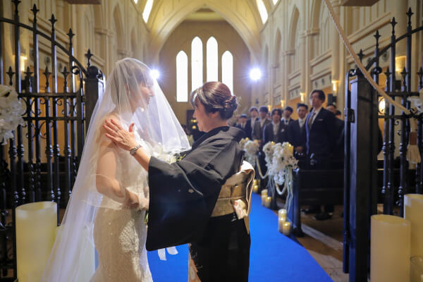 新潟県三条市　長岡市　新潟市　結婚式場　チャペル内人前式　ウェディングドレス