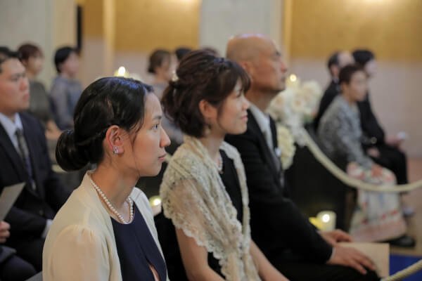 新潟県三条市　長岡市　新潟市　結婚式場　チャペル内人前式　ウェディングドレス