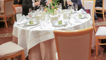 新潟県三条市、長岡市、見附市、結婚式場、会場、花、ドレス