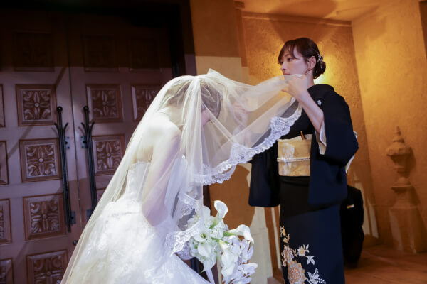 新潟県三条市　長岡市　新潟市　結婚式場　チャペル内人前式　ウェディングドレス　