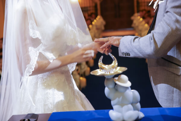 新潟県三条市　長岡市　新潟市　結婚式場　チャペル内人前式　ウェディングドレス　