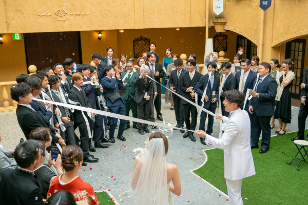 新潟県三条市　長岡市　新潟市　結婚式場　チャペル内人前式　ウェディングドレス